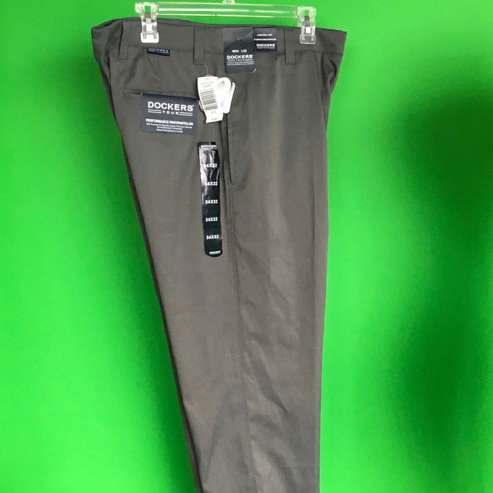 New Docker's Pants